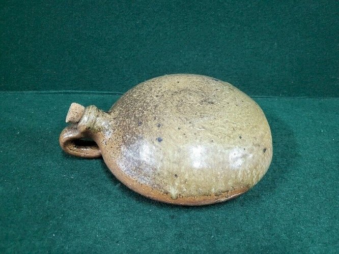GOURDE CARAFE EN TERRE VERNISSEE