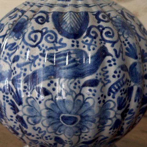 Gourde en faïence de Delft avec signature XVIIIe  M3640