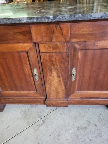 GRAND BAHUT 2 PORTES 2 TIROIRS EN NOYER EPOQUE RESTAURATION A CROSSE