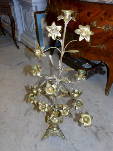 GRAND BOUGEOIR A FLEURS AVEC 5 BOUGEOIRS EN BRONZE
