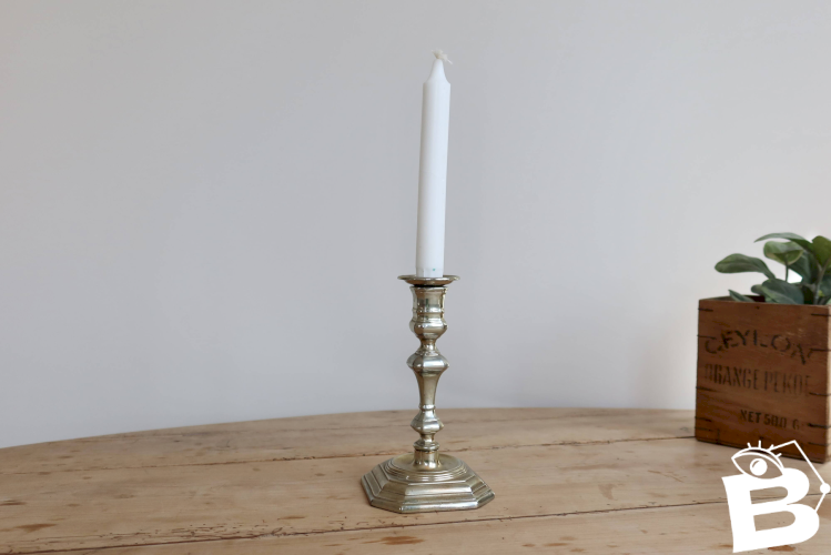 Grand bougeoir ancien en métal argenté - Finition brillante