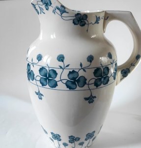 Large jug, Terre de Fer, U & C Sarreguemines, Trifolium model