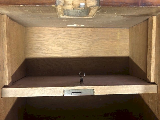 Grand bureau de style Louis XVI