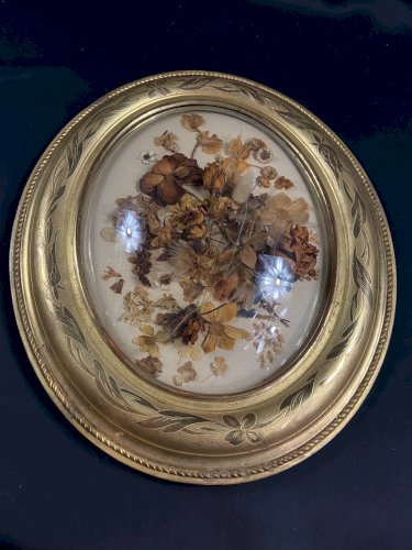 Grand cadre de mariage en bois doré à vue ovale & verre bombé XIXe Napoléon III