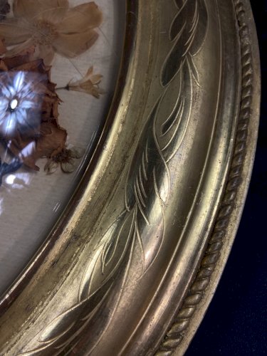 Grand cadre de mariage en bois doré à vue ovale & verre bombé XIXe Napoléon III