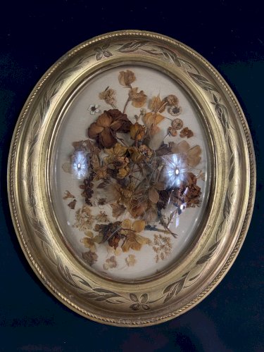 Grand cadre de mariage en bois doré à vue ovale & verre bombé XIXe Napoléon III