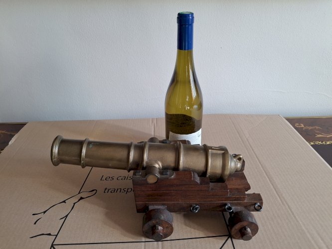 Grand canon en bronze et bois longueur 33 cm