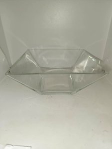 grand coupe en verre taillé main en bon etat