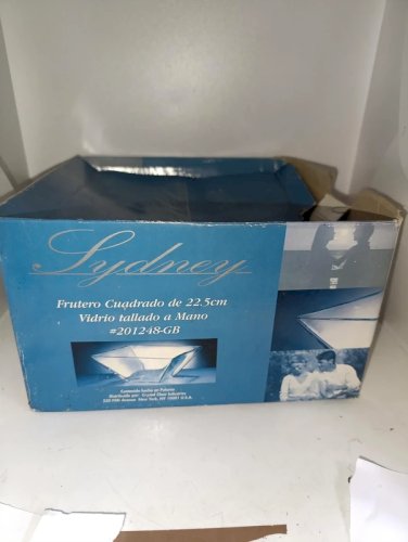 grand coupe en verre taillé main en bon etat