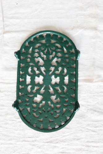 Grand dessous de plat vintage fonte ovale vert foncé - Décor ajouré