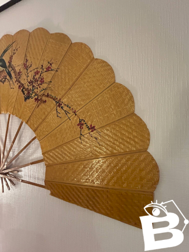 grand éventail mural décoratif