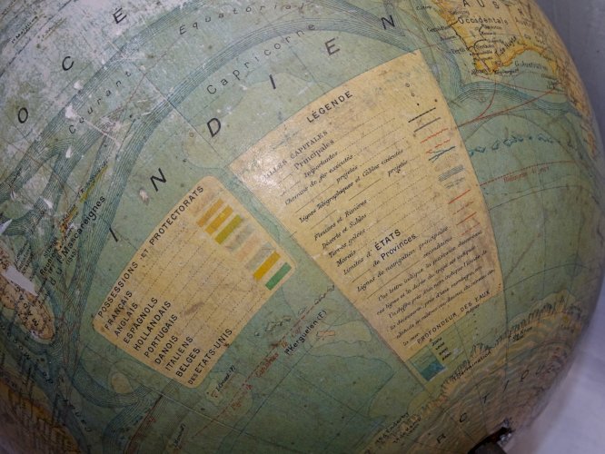 -GRAND GLOBE TERRESTRE J.FOREST NAPOLEON III XIXe Pied BOIS NOIRCI COLLECTION