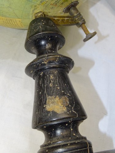 -GRAND GLOBE TERRESTRE J.FOREST NAPOLEON III XIXe Pied BOIS NOIRCI COLLECTION