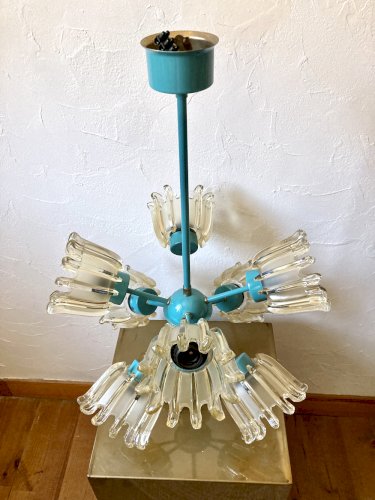 Grand lustre 9 feux en verre moulé et métal turquoise, Leclaire & Schäfer – Années 1960