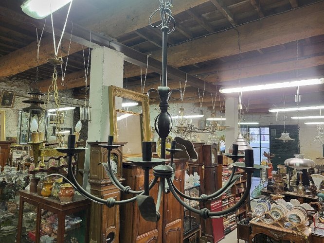 GRAND LUSTRE EN FER FORGE 6 AMPOULES N°4