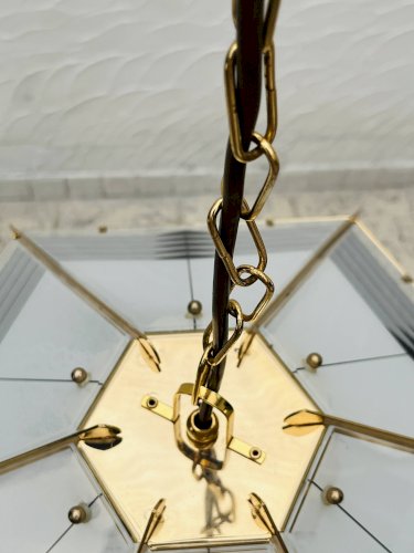 Grand lustre suspension Massive en laiton et verre opalin vintage