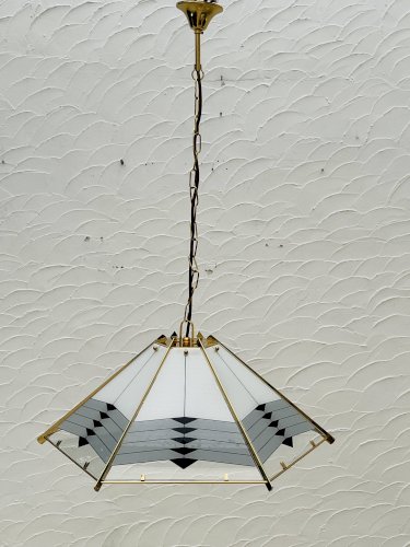 Grand lustre suspension Massive en laiton et verre opalin vintage