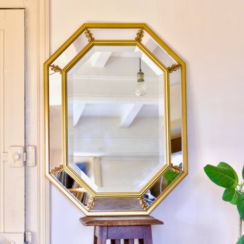 Grand miroir à parcloses, biseauté, néoclassique en bois doré