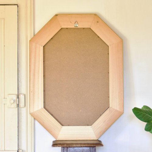 Grand miroir à parcloses, biseauté, néoclassique en bois doré