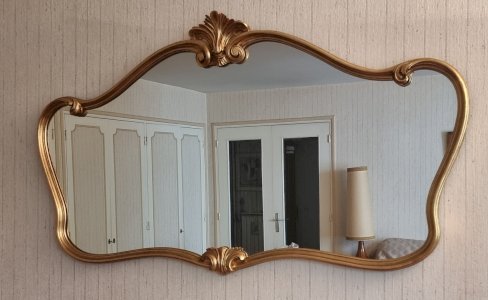 Grand miroir cadre doré . style Louis XV état neuf