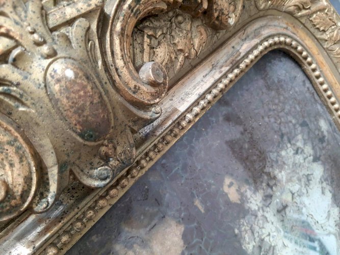 Grand Miroir Louis Philippe Ancien A Fronton Au Mercure, Hauteur 107cm, Vintage