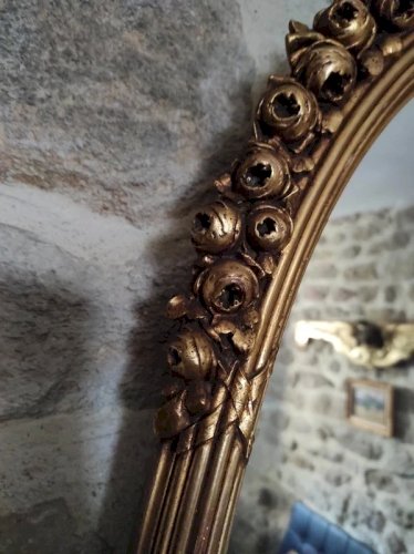 Grand miroir ovale ancien, doré