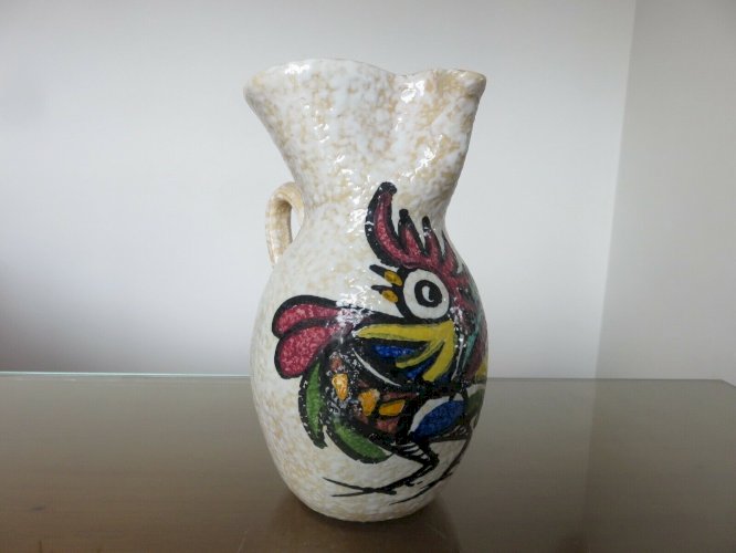 GRAND PICHET EN CERAMIQUE  COQ  COLORE ET STYLISE ANNEES 50 60 VINTAGE