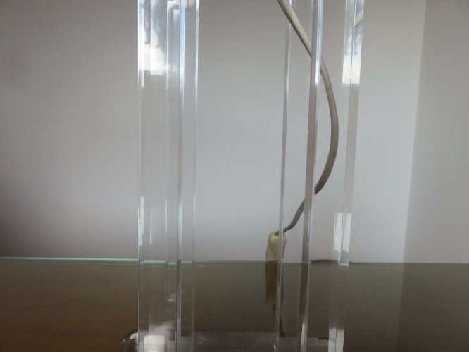 GRAND PIED DE LAMPE  ROCHE BOBOIS  EN PLEXIGLASS TRANSLUCIDE ANNEES 70 