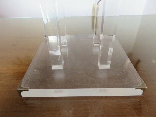 GRAND PIED DE LAMPE  ROCHE BOBOIS  EN PLEXIGLASS TRANSLUCIDE ANNEES 70 