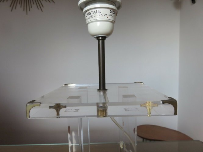 GRAND PIED DE LAMPE  ROCHE BOBOIS  EN PLEXIGLASS TRANSLUCIDE ANNEES 70 