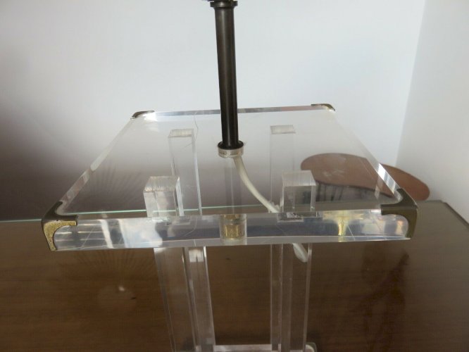 GRAND PIED DE LAMPE  ROCHE BOBOIS  EN PLEXIGLASS TRANSLUCIDE ANNEES 70 