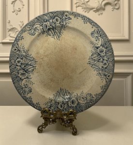 Large antique earthenware dish - blue floral decoration - Terre de Fer - late 19th / early 20th century - Ø 29 cm