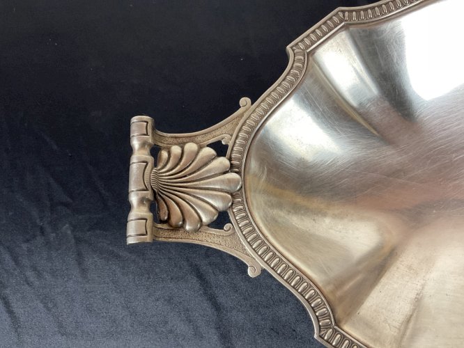 Grand plat de présentation sur pied douche en métal argenté