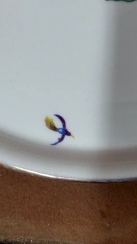 GRAND PLAT DECOR DE NUBIENS EN PORCELAINE DE PARIS