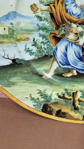 GRAND PLAT DECORATIF EN FAIENCE TRES ANCIEN DE 41 CM DE DIAMETRE