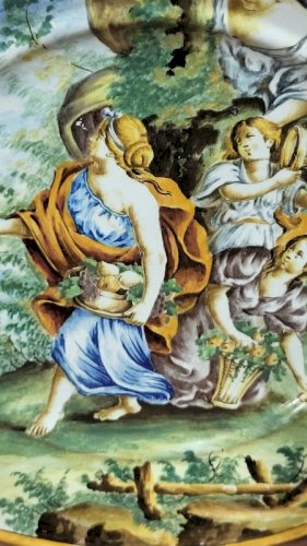 GRAND PLAT DECORATIF EN FAIENCE TRES ANCIEN DE 41 CM DE DIAMETRE