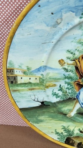 GRAND PLAT DECORATIF EN FAIENCE TRES ANCIEN DE 41 CM DE DIAMETRE