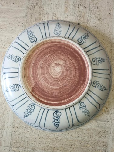 grand plat dorigine chinoise en ceramique à decor de poisson et floral en bon etat