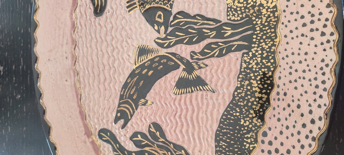 Grand plat en faïence émaillée signé Tony Jaillet années 50-60