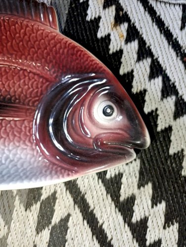 Grand plat en forme de poisson deuxieme partie du 20eme siecle en bon etat