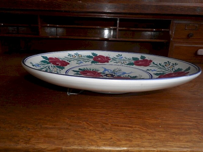 GRAND PLAT ROND EN FAIENCE D'ONNAING NORD
