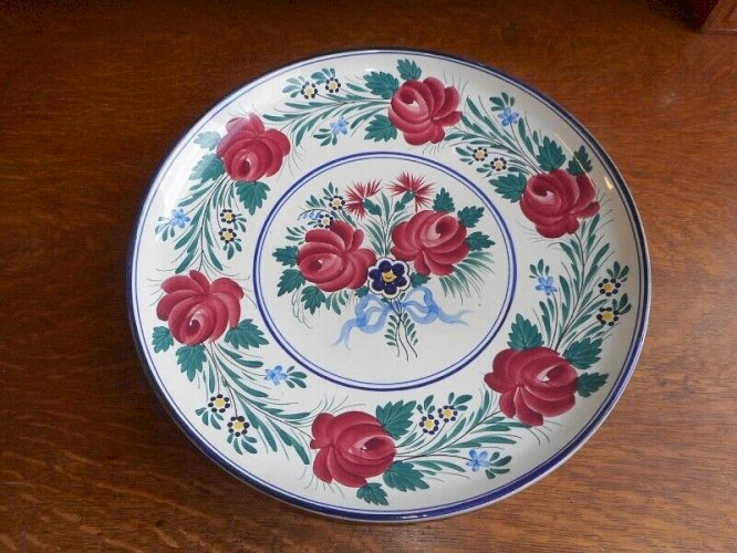 GRAND PLAT ROND EN FAIENCE D'ONNAING NORD