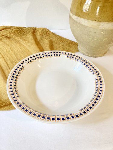 Grand plat rond Faïencerie Nouvelle de Givors, modèle "Maryse"