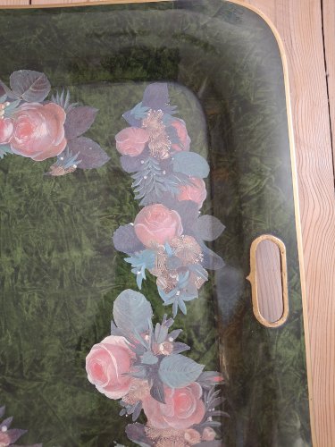 Grand plateau de service en métal peint avec poignées 74,7 X 55,5 cm