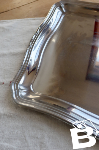 Grand plateau de service vintage en métal argenté