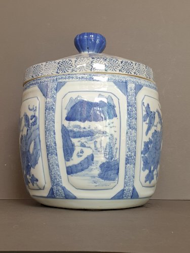 Grand pot ou vase à gingembre chinois en porcelaine bleu - blanc