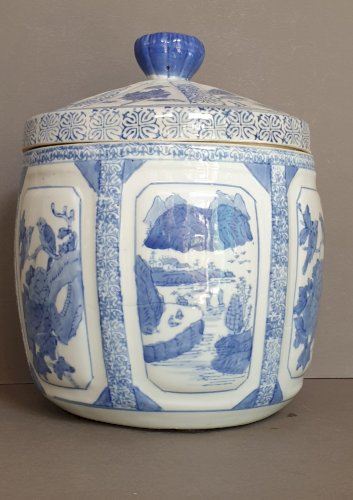 Grand pot ou vase à gingembre chinois en porcelaine bleu - blanc