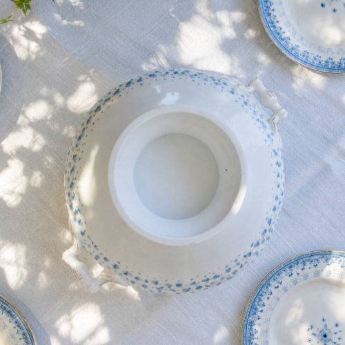 Grand saladier de 1909 en porcelaine Oscar Shaller bleu et or