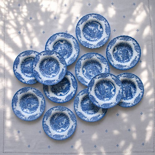 Grand service en faïence anglais 35 pièces signé Staffordshire Churchill
