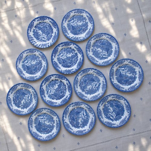 Grand service en faïence anglais 35 pièces signé Staffordshire Churchill